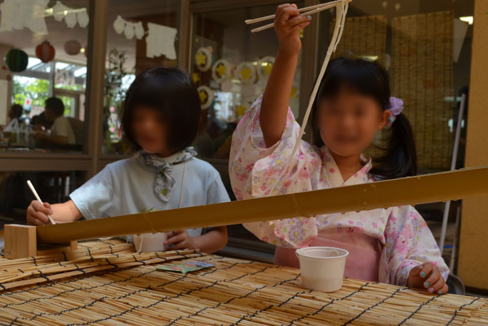 すずらん病院の中心で夏祭りを叫んだ中年